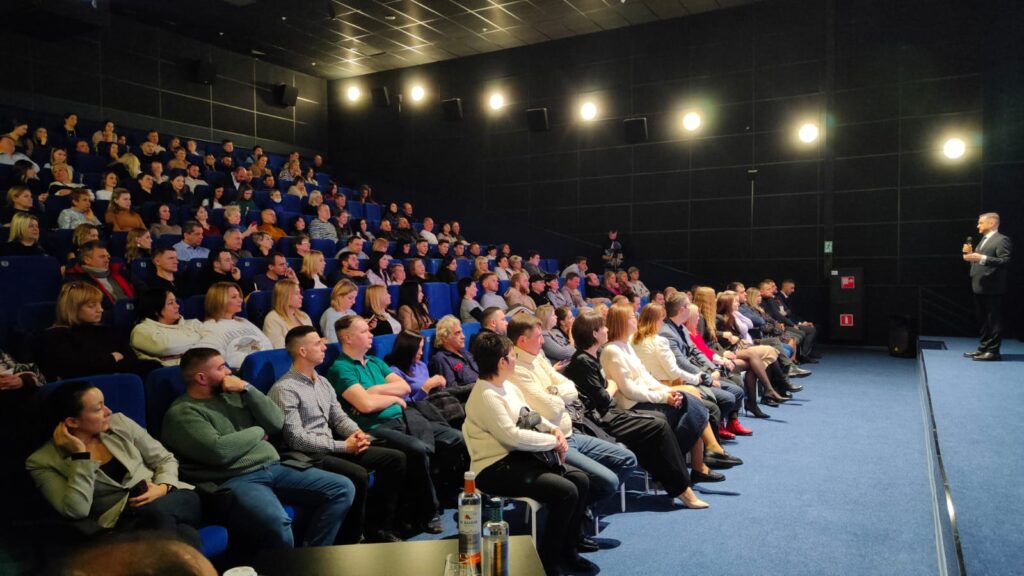 В торгово-развлекательных центрах бренда «Мармелад» дан старт обучающим программам для арендаторов