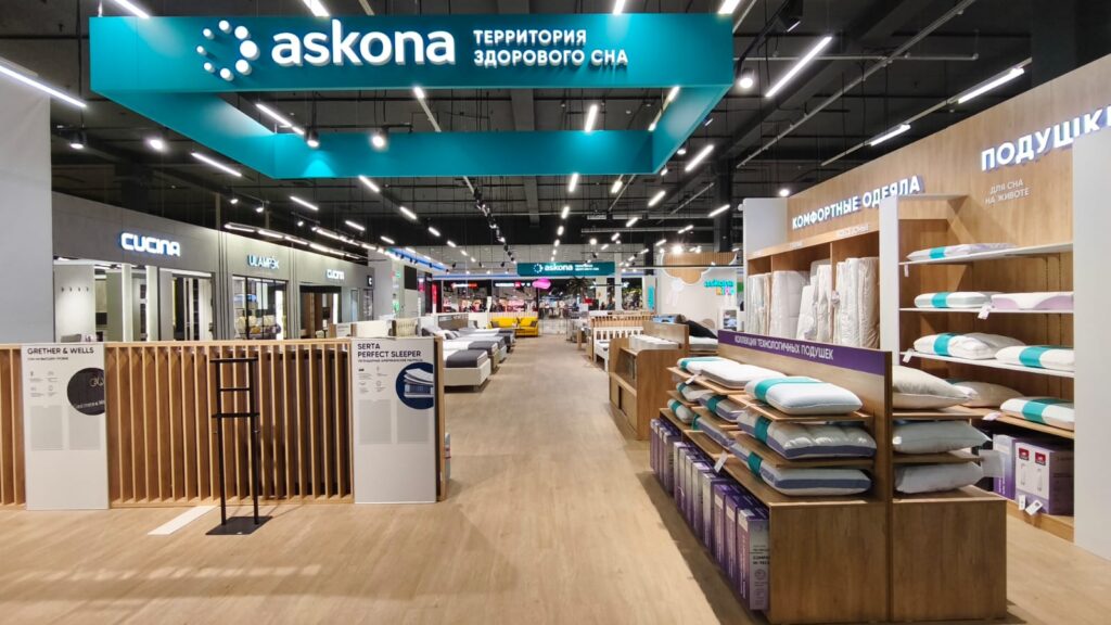 Галерея интерьера приняла Askona